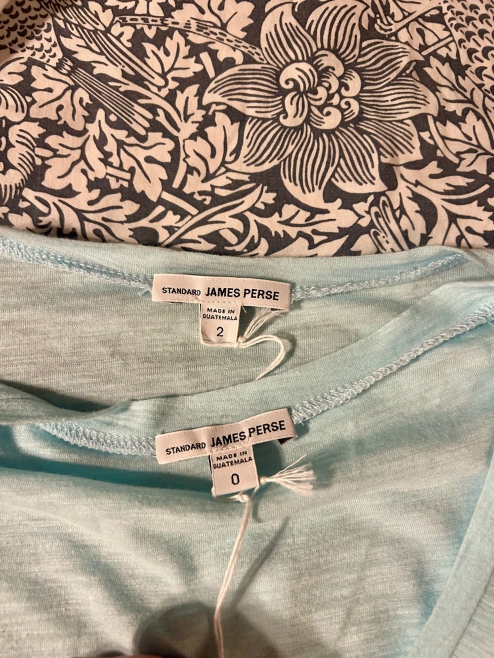 James Perse V-Neck Tee Shirt - Picture 6 of 8